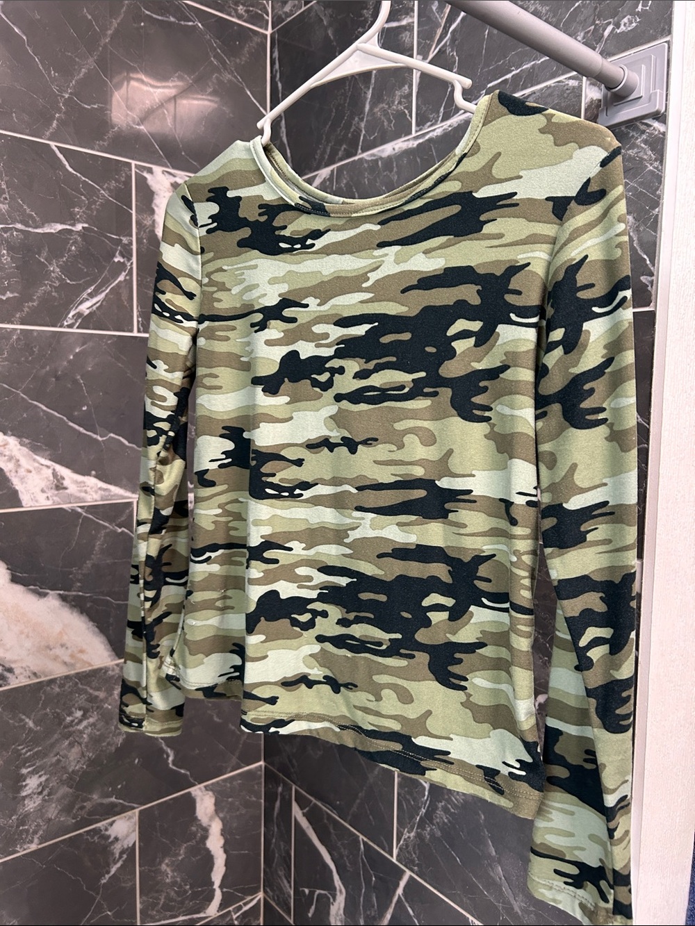 Bobbie Brooks Women's Long Sleeve Camouflage Tee - Green, Olive, Black